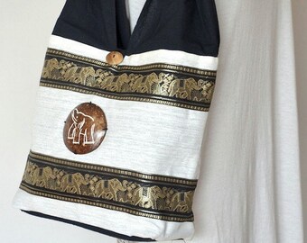 White Elephant Embroidery Shoulder Bag Cotton Bag Hippie Bag Boho Bag Messenger Bag with A Coconut Shell Button