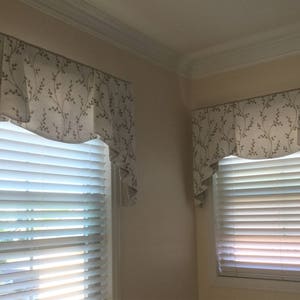 Custom Valance PEYTON Hidden Rod Pocket Valance, pleated jabots fits 32 44 window,Window treatment made using your fabrics, my lining image 1