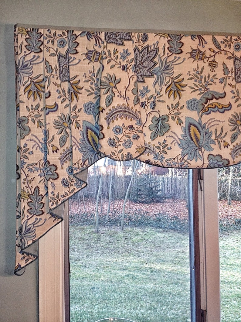 Custom Valance PEYTON Hidden Rod Pocket Valance, pleated jabots fits 32 44 window,Window treatment made using your fabrics, my lining image 3