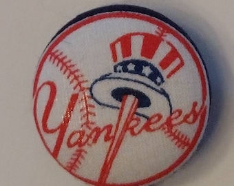 New York Yankees cotton fabric retractable ID badge holder ready to ship