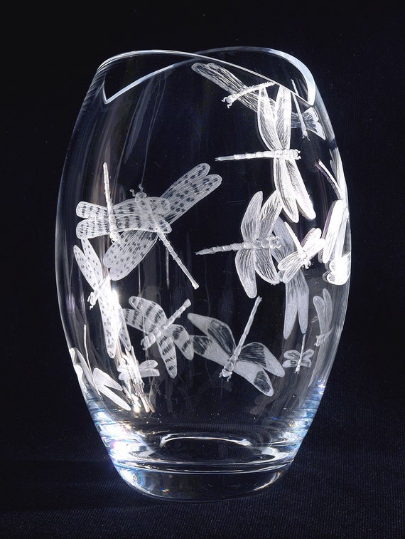 Dragonflyvase, dragonflies, vase, engraved, etched, weddinggift, Bridalshower, mothersday, retirement, vase, crystal, handengraved, bespoke