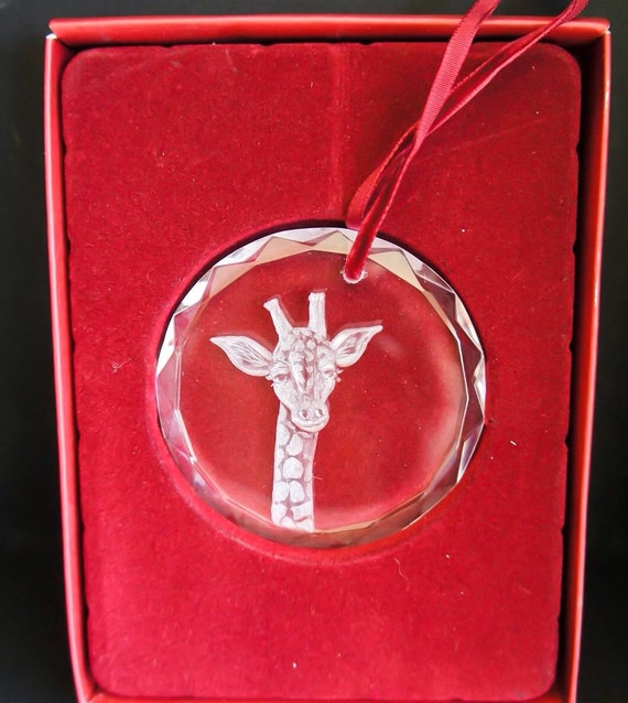 Crystal ornament,HandEngraved, Engraved, engraved glass, gifts, valentine, boxed, love, personalized, bespoke, giraffe, african, safari,