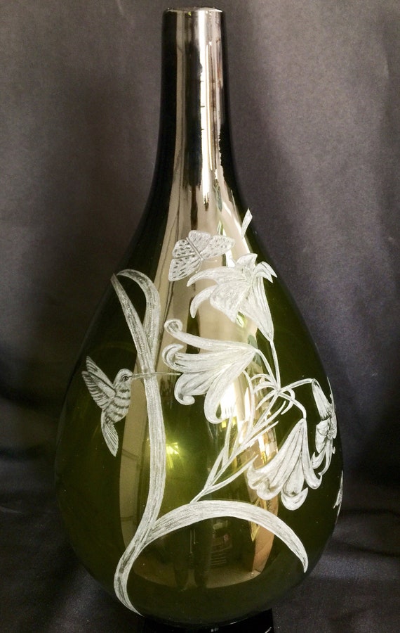 Hand Engraved Floral Vase, Hummingbird, Lilies, Butterflies, Engraved Glass Vase, Home Decor, Etched Glass Vase, Crystal Engraved Flowers