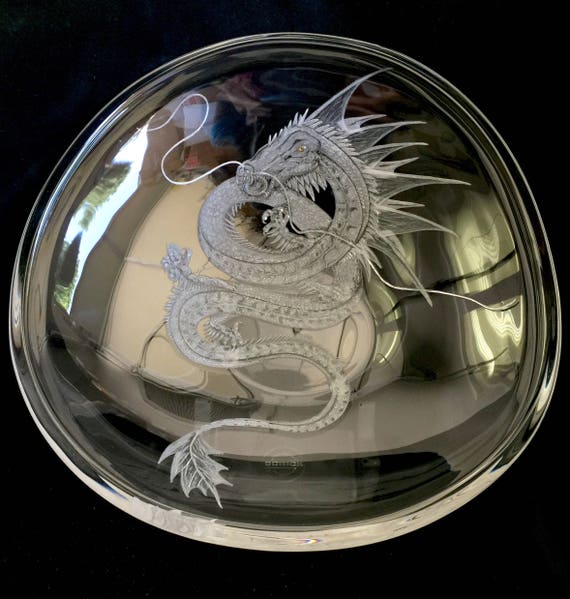 Hand Engraved large Centerpiece Bowl Dragon, Wedding Crystal Gifts Engraved, Personalized Gifts, Crystal Etched Gifts, Dragon engraved,