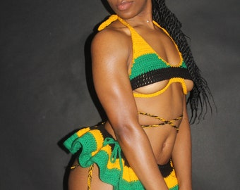 Jamiacan cross strap bikini set ,with ruffle flare skirt.