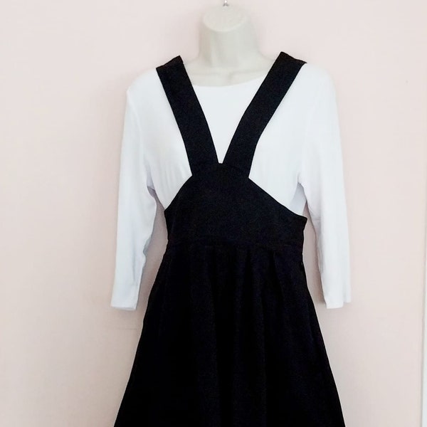 RARE Vintage Betsey Johnson Pinafore Dress Black Size 8