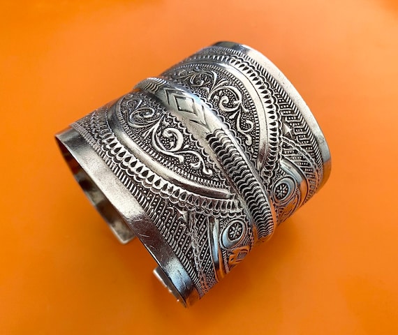 HUGE Vintage Silver Tunisian BRACELET - Berber WIDE Cuff