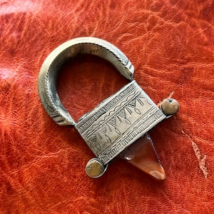 Old Solid SILVER Tuareg Cross- Pendant, Ethnic, Tribal, Berber, African, Sahara Desert, Traditional Nomad Jewelry - In Gall Style, Carnelian
