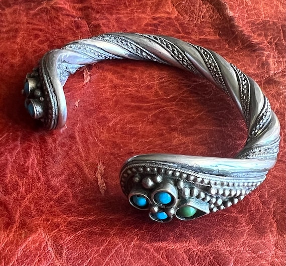 Vintage Dagestani Cuff - Solid Silver, Granulatio… - image 1