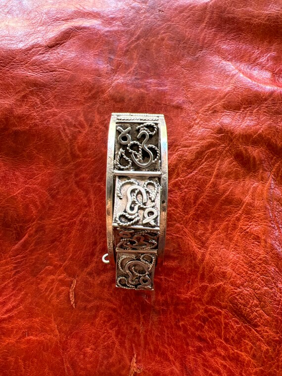 Vintage Solid Silver Arabic BRACELET- Hinged Bang… - image 7