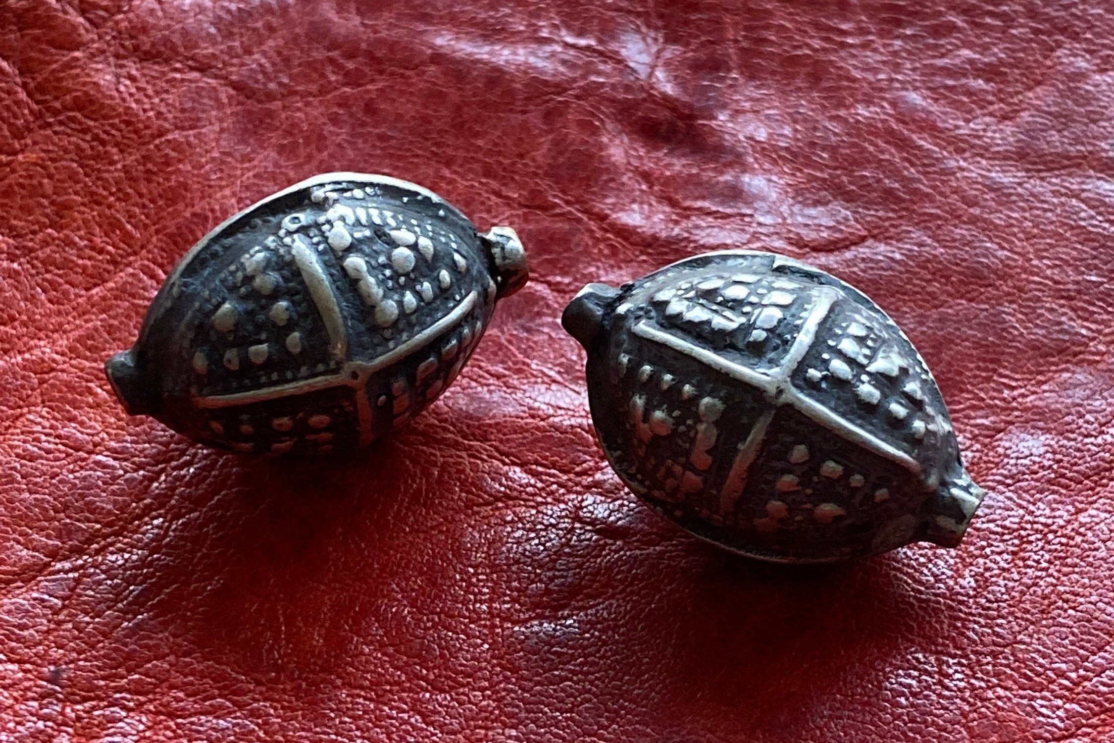 2 Solid SILVER Moroccan Beads - Berber, Mauritanian, Agrab Al Fadda ...