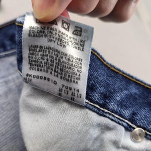 Vtg 90s-Y2K Wrangler Jeans Men's 40x30 Regular Fit Straight Leg Dark Stonewash image 4