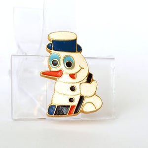 Metal pin badget Snowmen. Vintage pin with Snowmen from Russian cartoon School of Snowmens. Hockey. Metal pin badget painted in enamels.