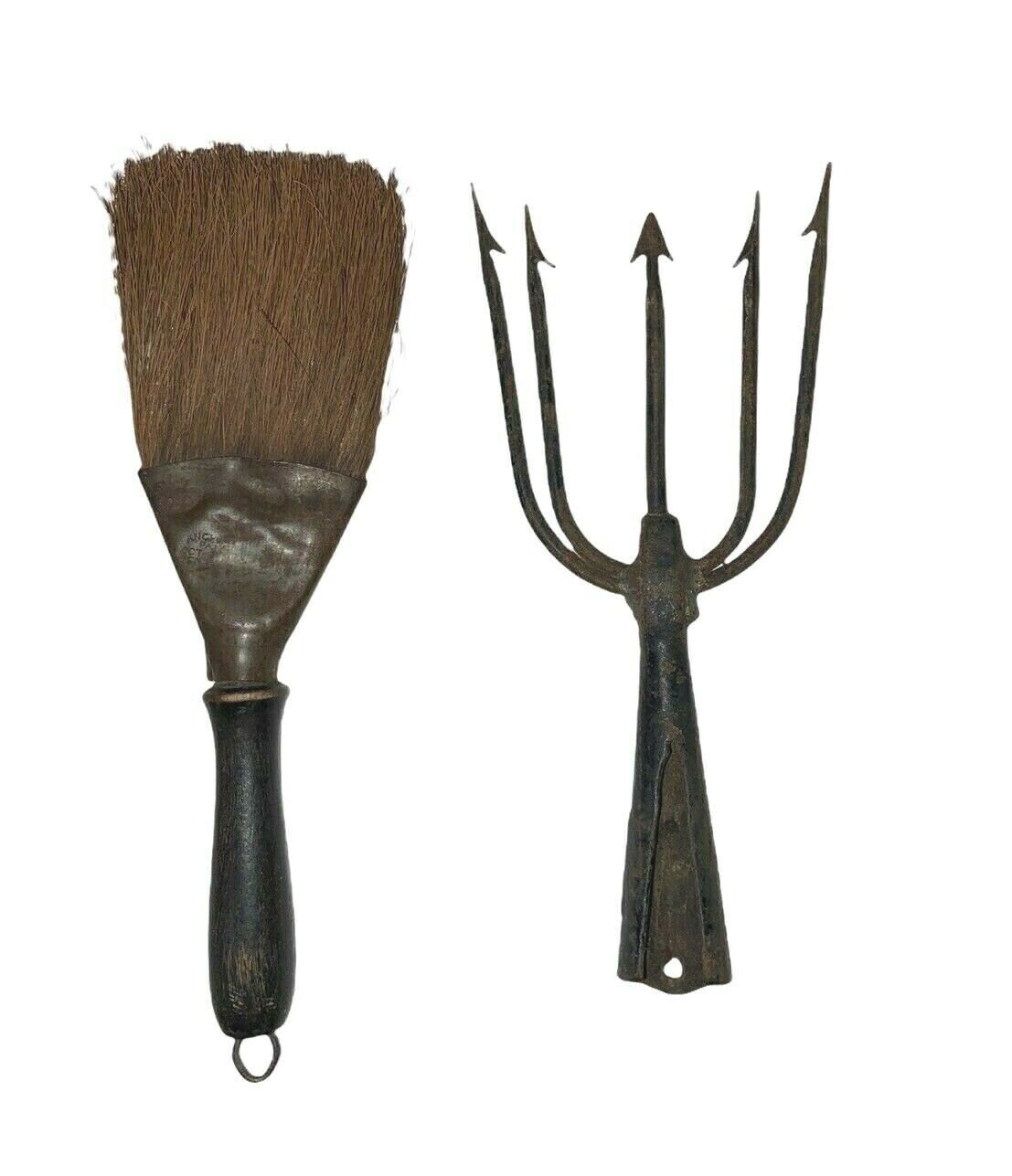 Creepy Display Frog Spear Witches Broom Wisk Black Creepy Vintage Halloween