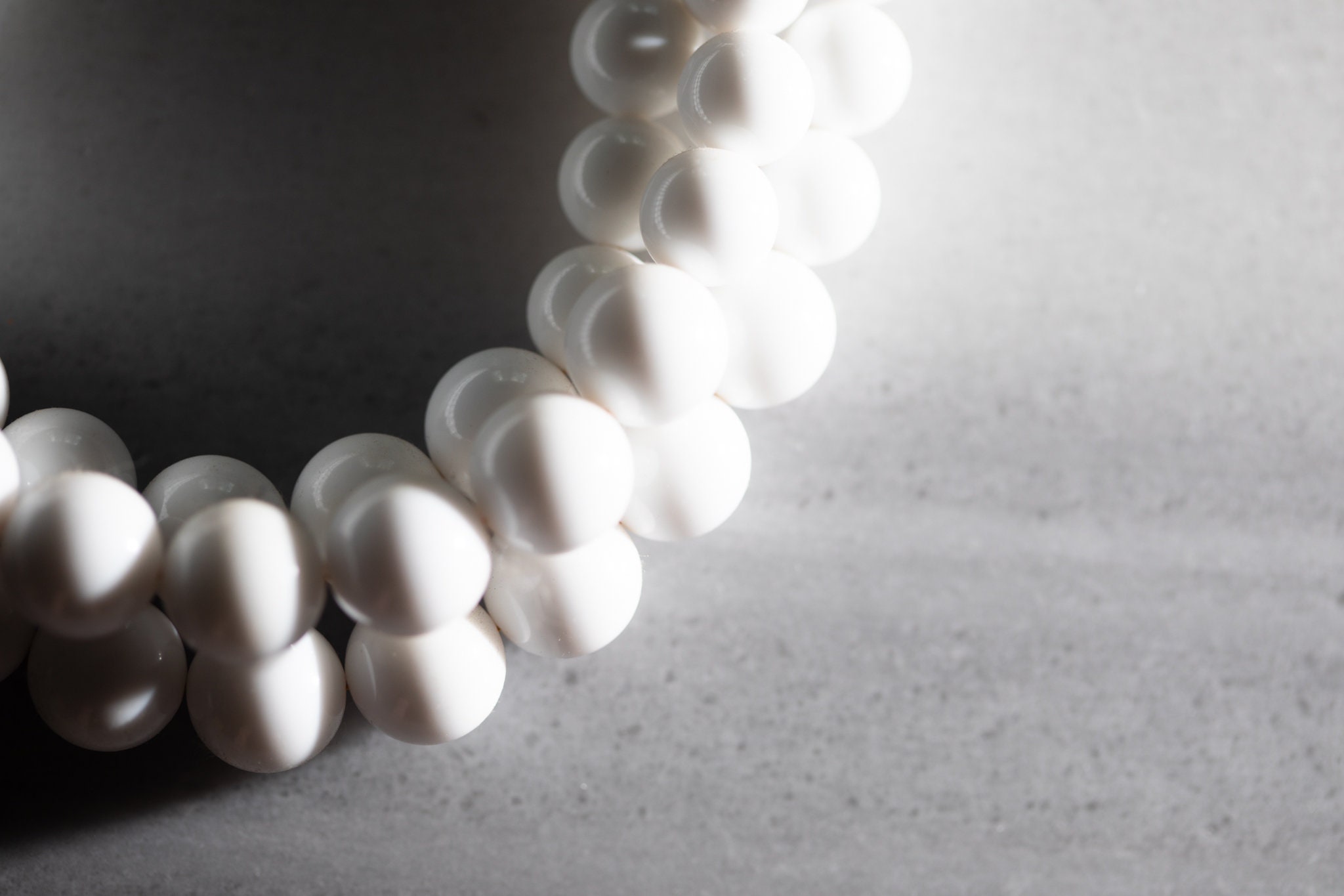 50's style Man Men Layered white beaded necklace Etsy