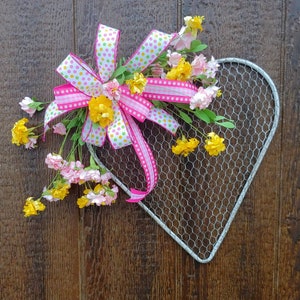 Mothers Day floral Metal Heart Door Hanger, Mothers day gift, Wedding gift, Farmhouse Spring Door decoration, Summer Heart Front Door Hanger