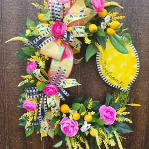 Summer Lemon Wreath, Citrus home decor, Lemon Wreath for Front Door, Pink Lemon Wreath for Kitchen, Summer Door Hanger, Mothers Day gift image 2