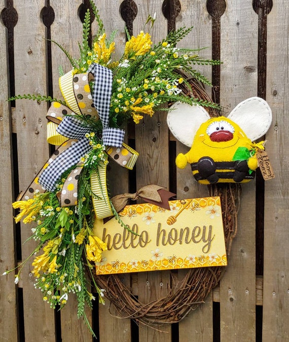 Bumble Bee Wreath Bumble Bee Baby Shower Decorations Baby Etsy