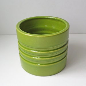 Beauceware ceramic pot in avocado green, Retro plant pot/vase