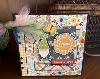 Happy Little Moments - Mini chipboard album