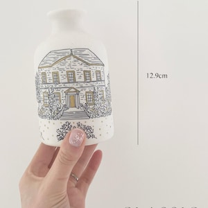 Custom Wedding Venue Vase - Hand Drawn Vase Made To Order - Ceramic Vase With Venue Illustration - Personalised Wedding Gift Classic