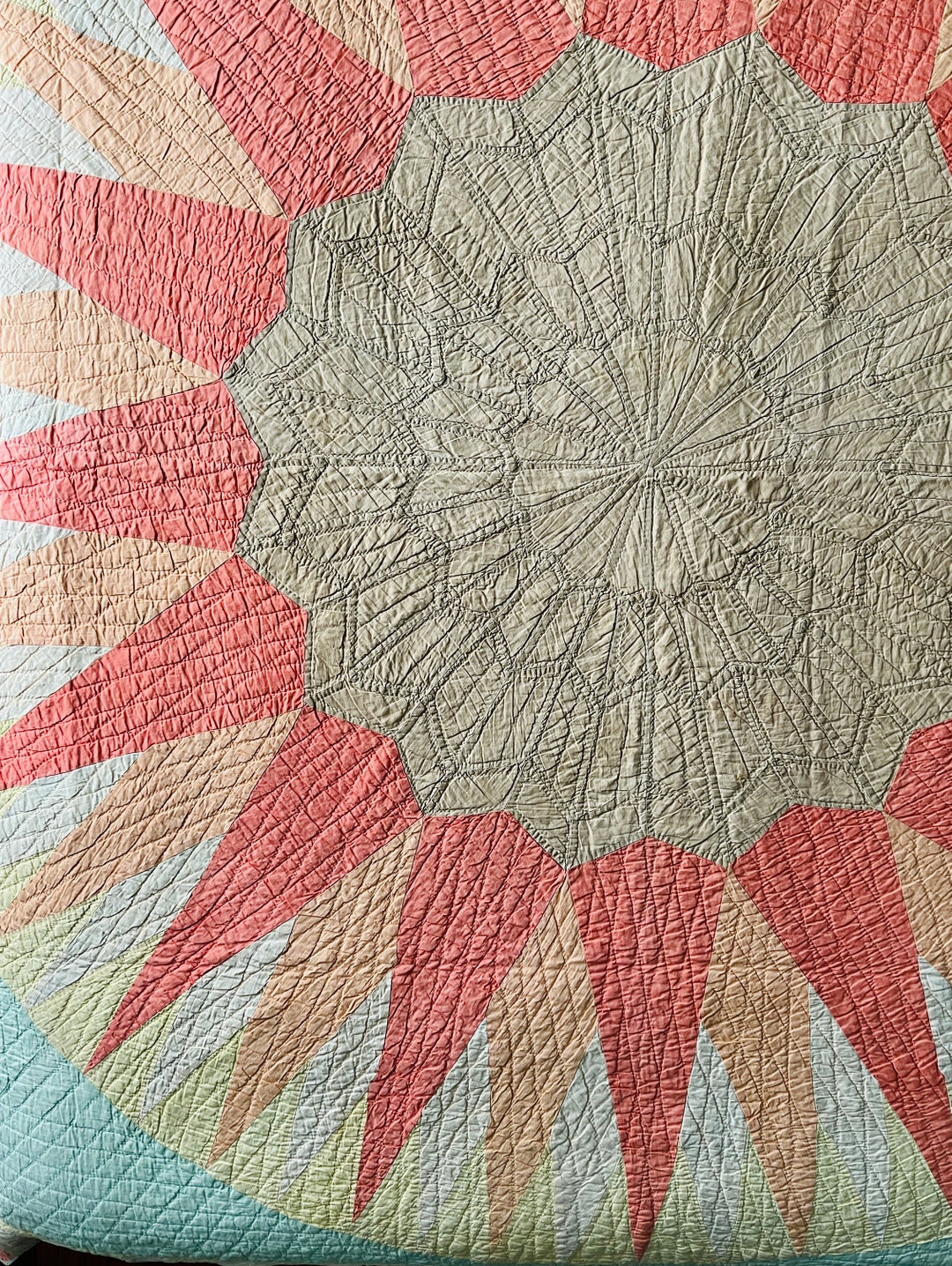 Vintage 1930s Rising Sun Quilt Etsy