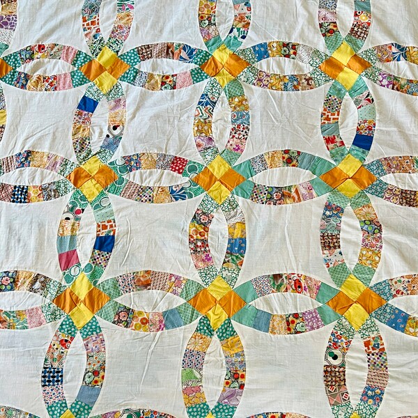 Vintage Double Wedding Ring Quilt Top—1930s quilt top