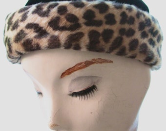 Vintage Couture Designer Faux Fur Hat by Mr. John Jr. - Etsy display picture 2