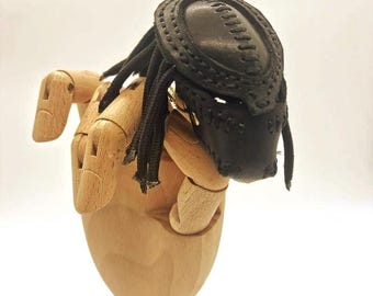 XenoTalon Predator Leather Keychain – Gothic Relic for the Dark Warrior