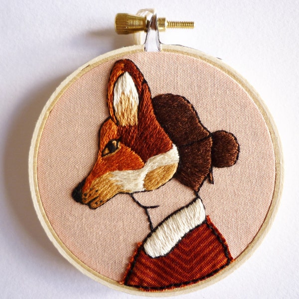 3 inch Hoop Art 'Foxy Lady' 3inch Modern Embroidery