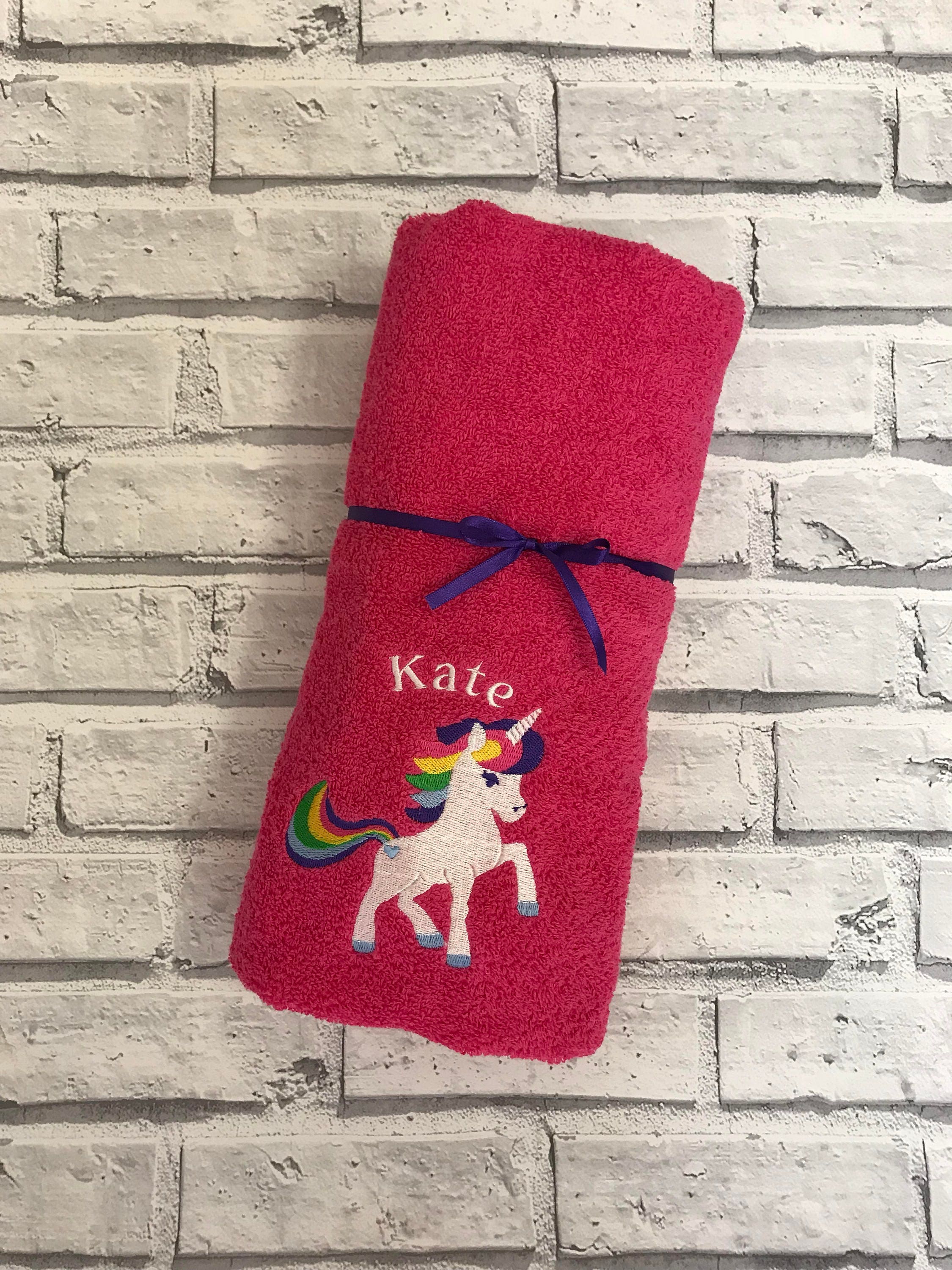 Einhorn personalisierte Handtuch. Badetuch. EinhornBadetuch. Etsy
