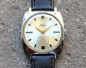 Vintage Pobeda Mechanical Watch: USSR Made, Leather Strap