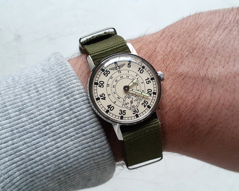 Reloj de piloto, reloj soviético "Pobeda", imagen 2