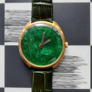 Soviet watch Raketa Malachite watch, Green watch image 1