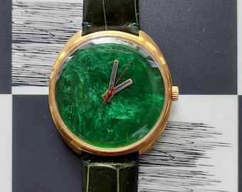 "Sowjetische Uhr ""Raketa"" - Grüne Uhr aus Malachit."