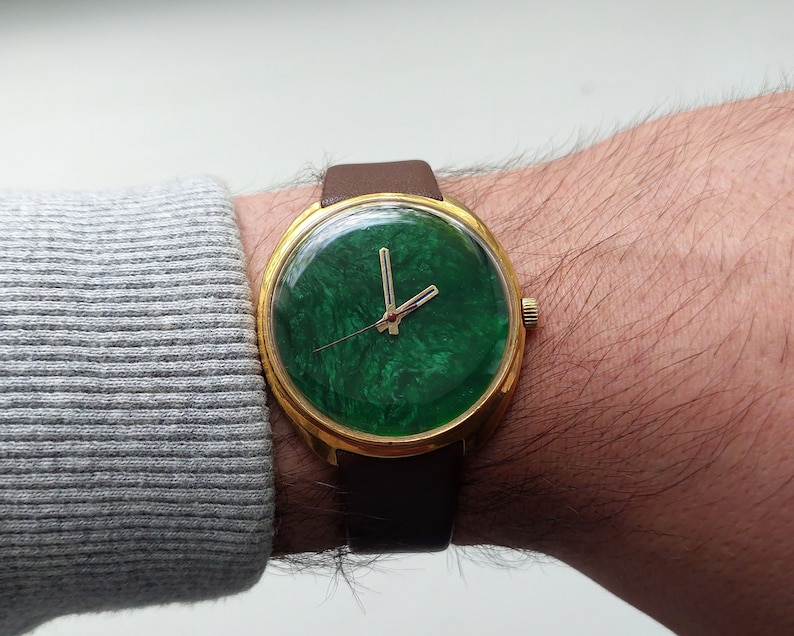 Soviet watch Raketa Malachite watch, Green watch image 3