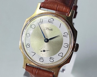 Vintage Pobeda Gold Plated Mechanical Watch with Leather Strap