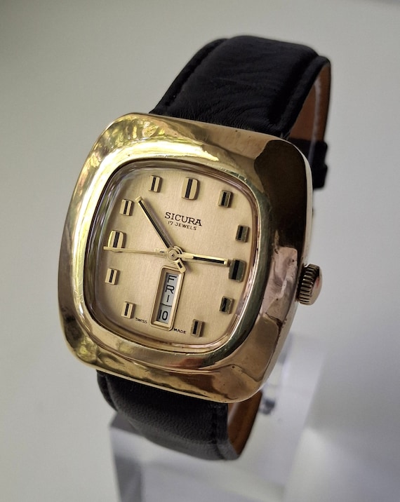 Sicura Gold Watch Vintage Sicura by Breitling Unisex Wrist Watch: Golden Case  main image 4