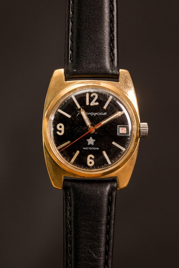 ソビエト時計「ボストーク」「コマンディルスキエ」、メンズ腕時計  