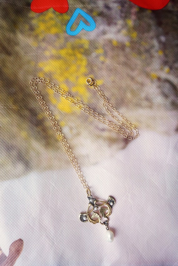 Art Nouveau Pearl Necklace