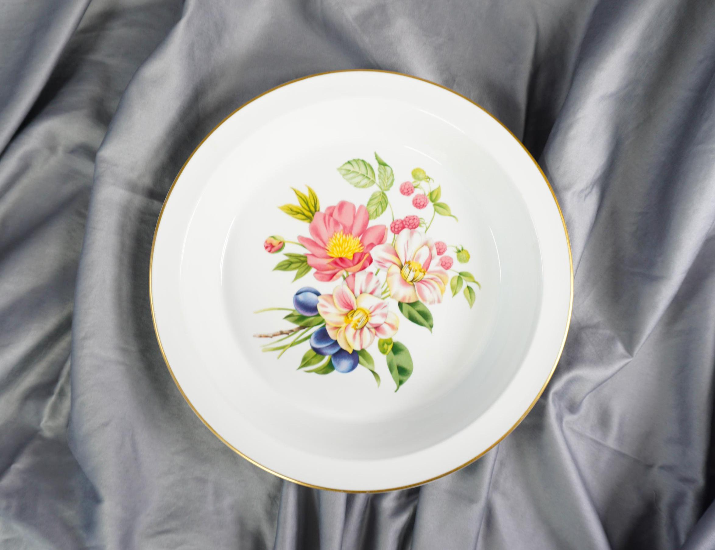 石川隆児　flower rim plate 石川隆児 flower rim plate - メルカリ