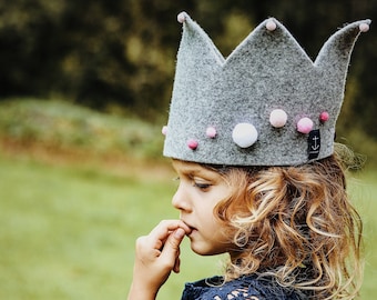 Waldorf crown, Birthday crown, Toddler crown, Grey felt kids crown, baby dress up crown, birthday accessory, Kids head band, Party crown