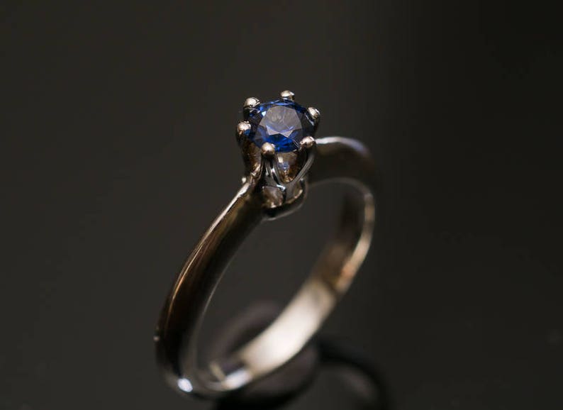 Natural BLUE SAPPHIRE Engagement Ring 14K Gold Sapphire Ring 0,45cts Blue Sapphire Ceylon Sapphire Ring Solitaire Sapphire Ring image 2