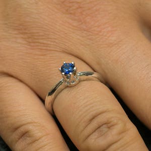 Natural BLUE SAPPHIRE Engagement Ring 14K Gold Sapphire Ring 0,45cts Blue Sapphire Ceylon Sapphire Ring Solitaire Sapphire Ring image 8