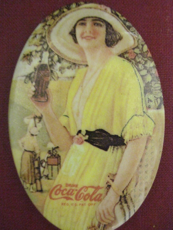 Coca-Cola Pocket Mirror from 1973 Memorabilia Collection