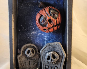 HALLOWEEN SHADOWBOX 1