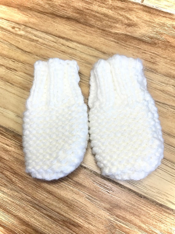 hand knitted baby  white mittens 3-6 months 