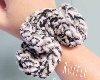 Black & White Ruffle Crochet Scrunchie - Soft and gentle hair ties