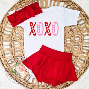 Baby girl first Valentines Day outfit, pink and red xoxo heart Valentines shirt, skirted bummies, hair bow, Valentines gift, infant clothes