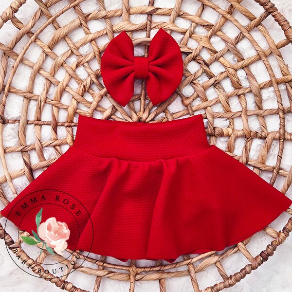 Red skirt, skirted bummies for baby girls, baby skirt, red dress, baby girl clothes, diaper cover, toddler skirts, toddler bummies Christmas